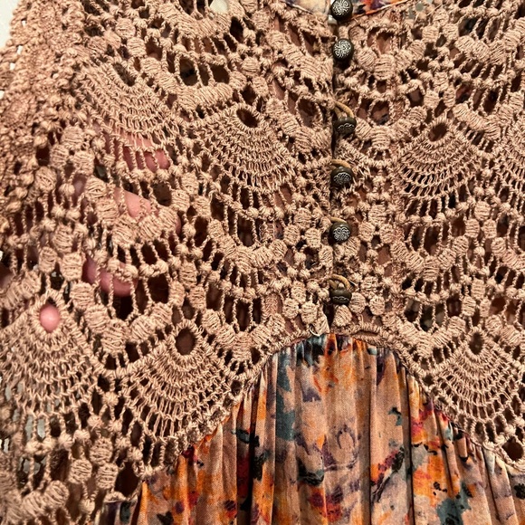 Gimmicks by Buckle sleeveless top - Picture 5 of 5